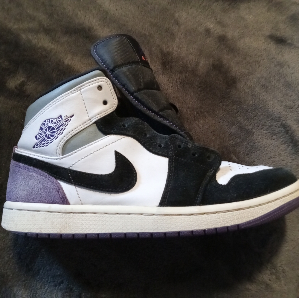 Jordan 1 mid se purple